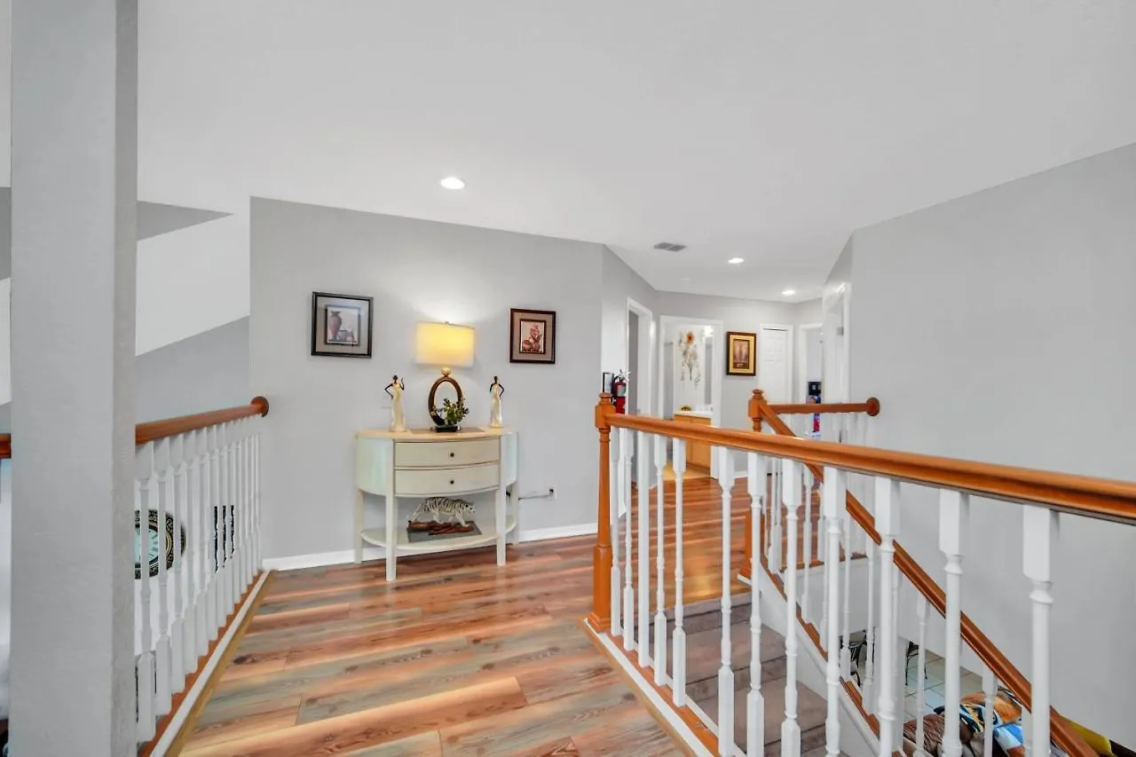 Villa Highlands Reserve - 6 Bed 4 Baths Davenport